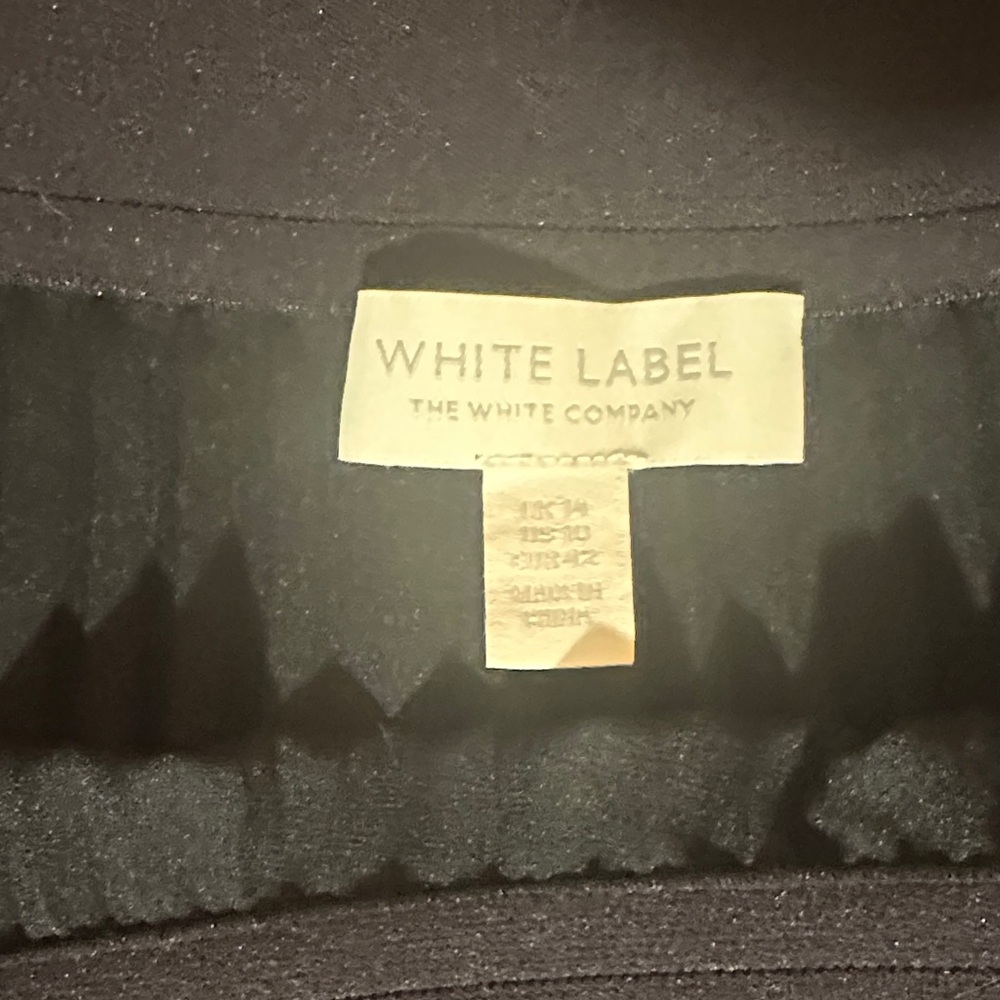 The White Company Elegant Dark Navy (or black??) Pleated Maxi Skirt - Picture 2 of 8